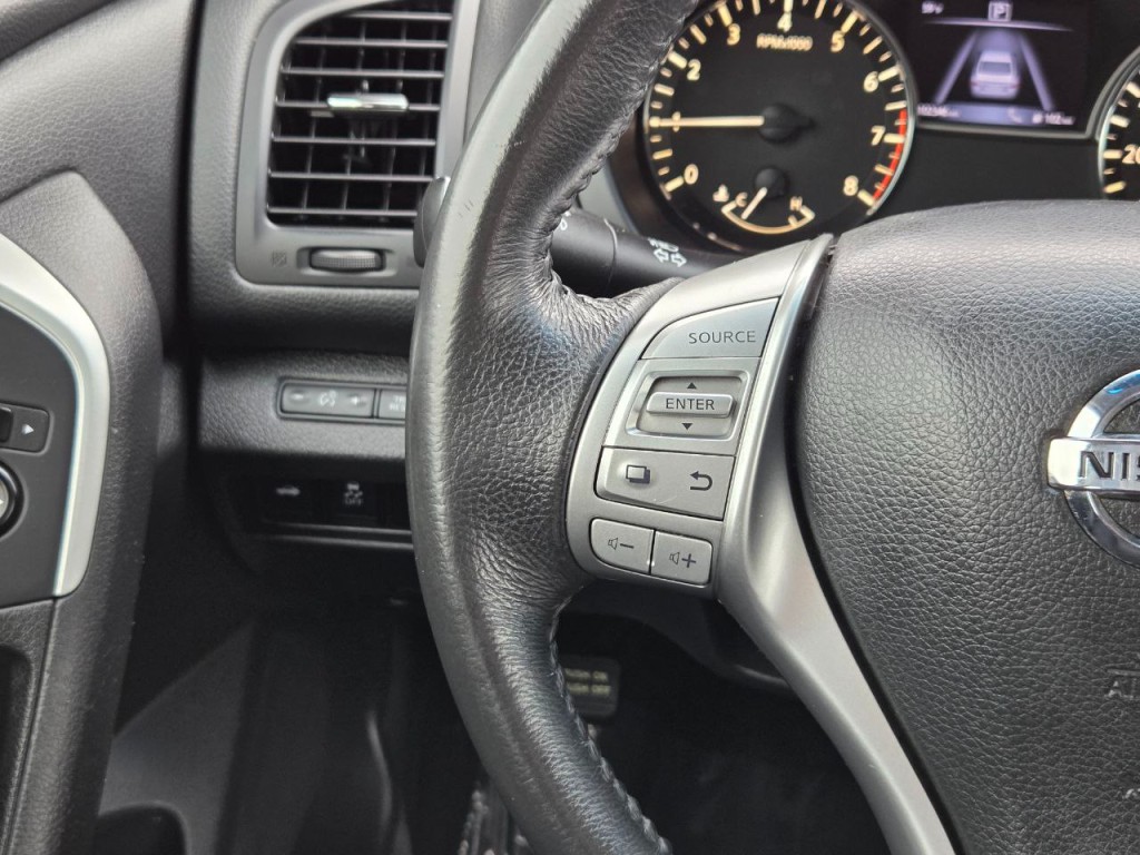 2016 Nissan Altima Image 29