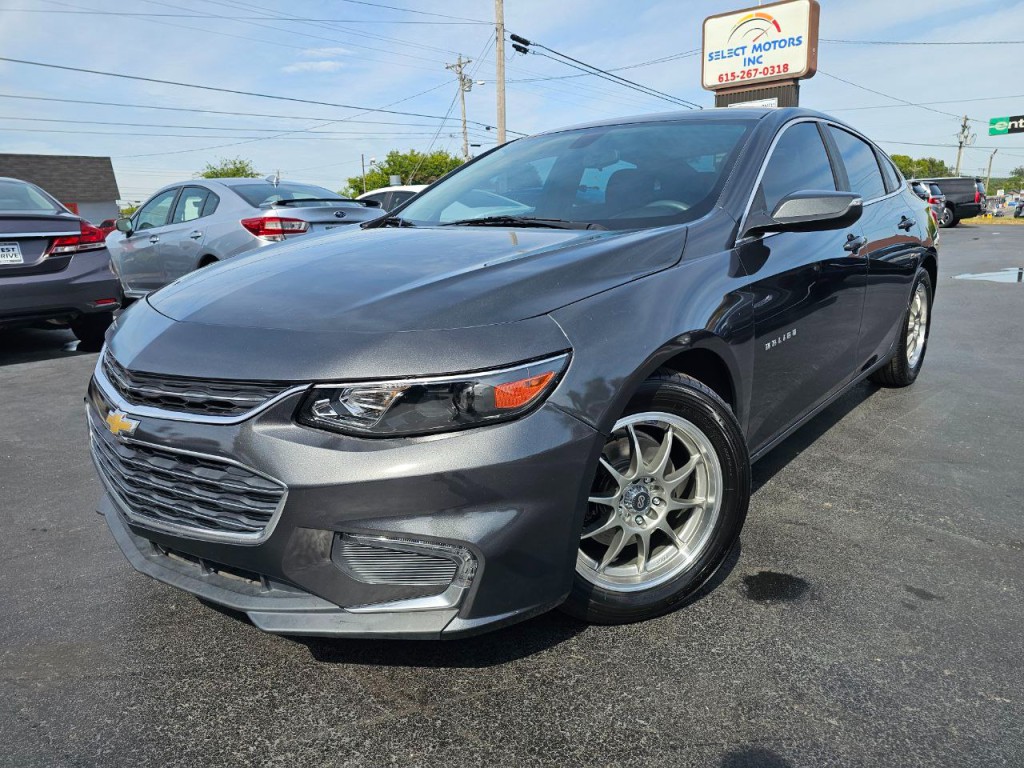 2018 Chevrolet Malibu Image 2