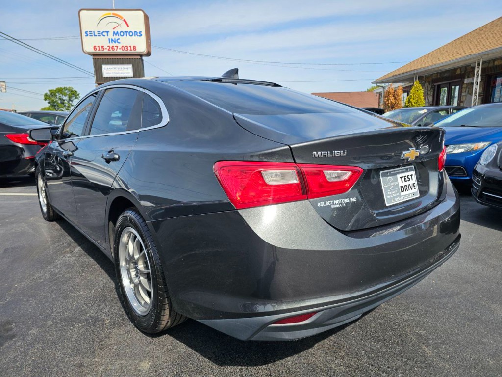 2018 Chevrolet Malibu Image 4