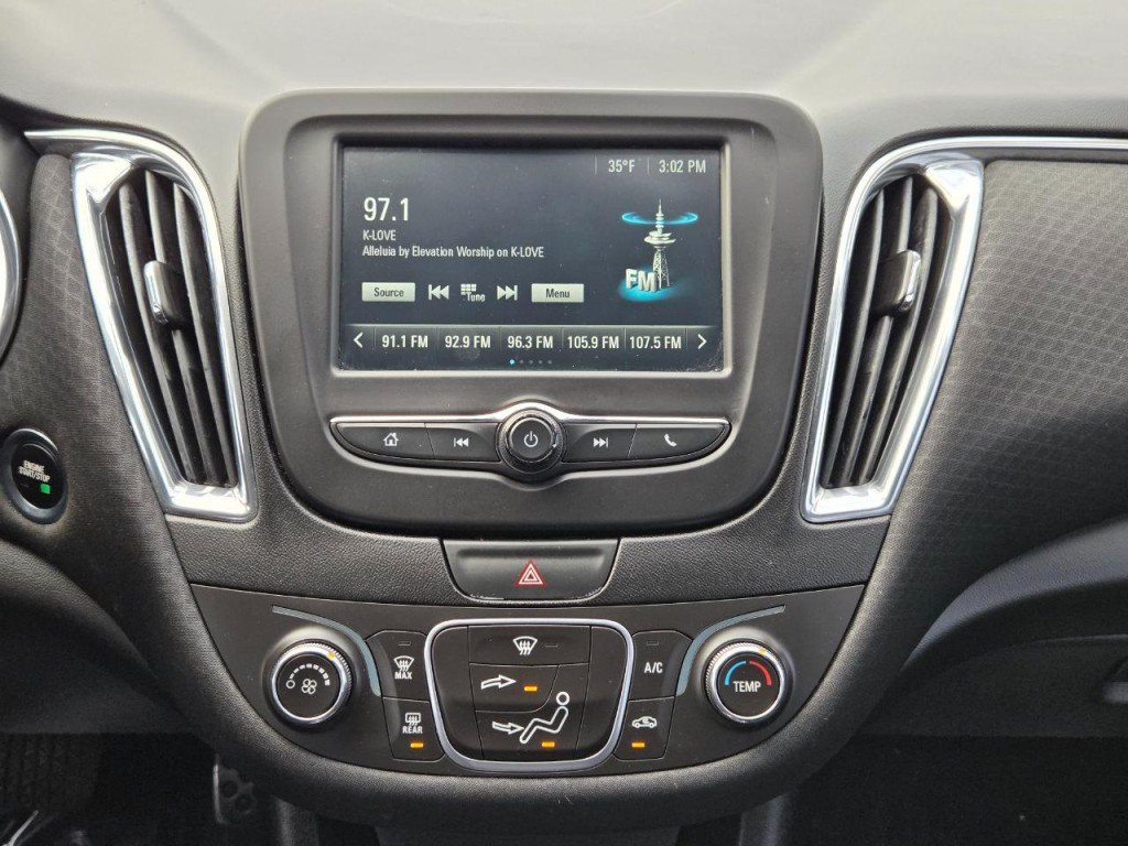 2018 Chevrolet Malibu Image 21