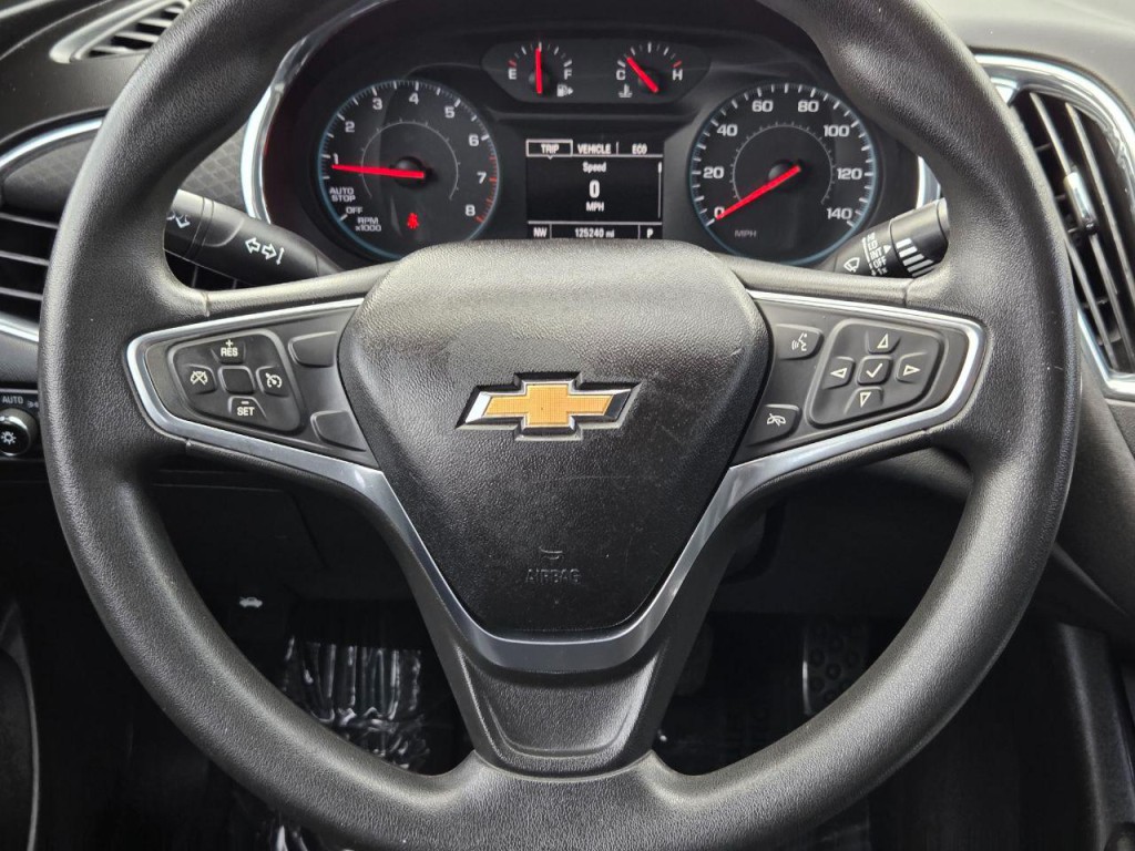 2018 Chevrolet Malibu Image 24