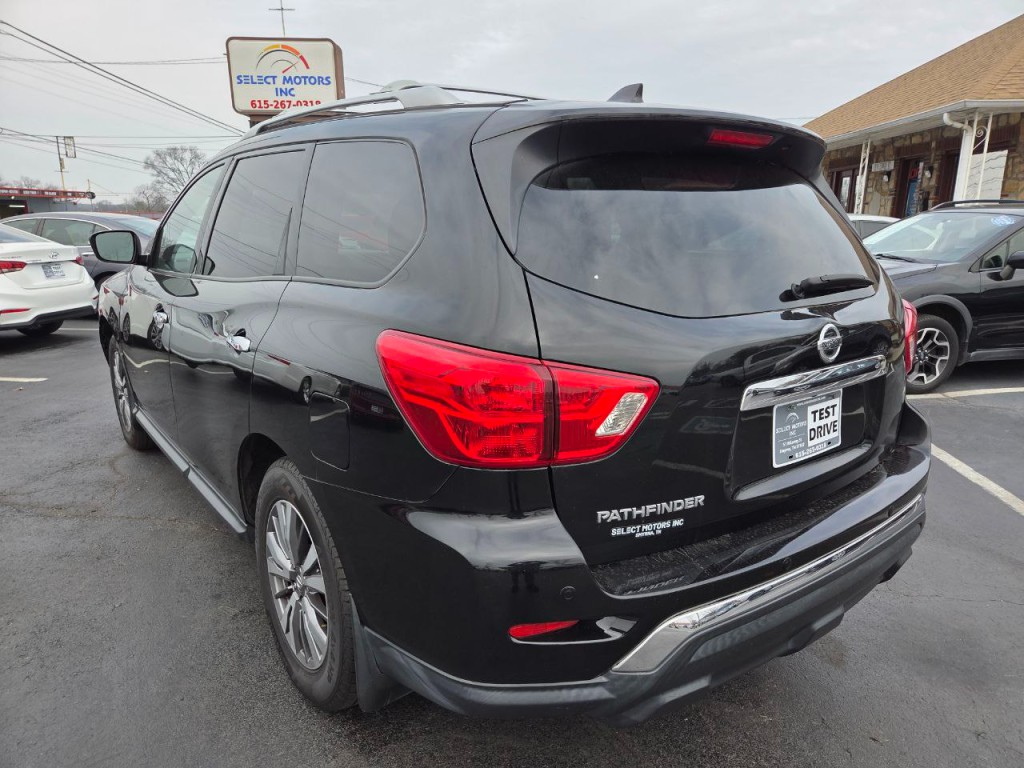 2019 Nissan Pathfinder Image 4