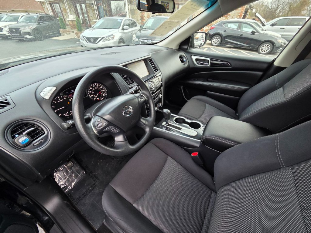 2019 Nissan Pathfinder Image 11