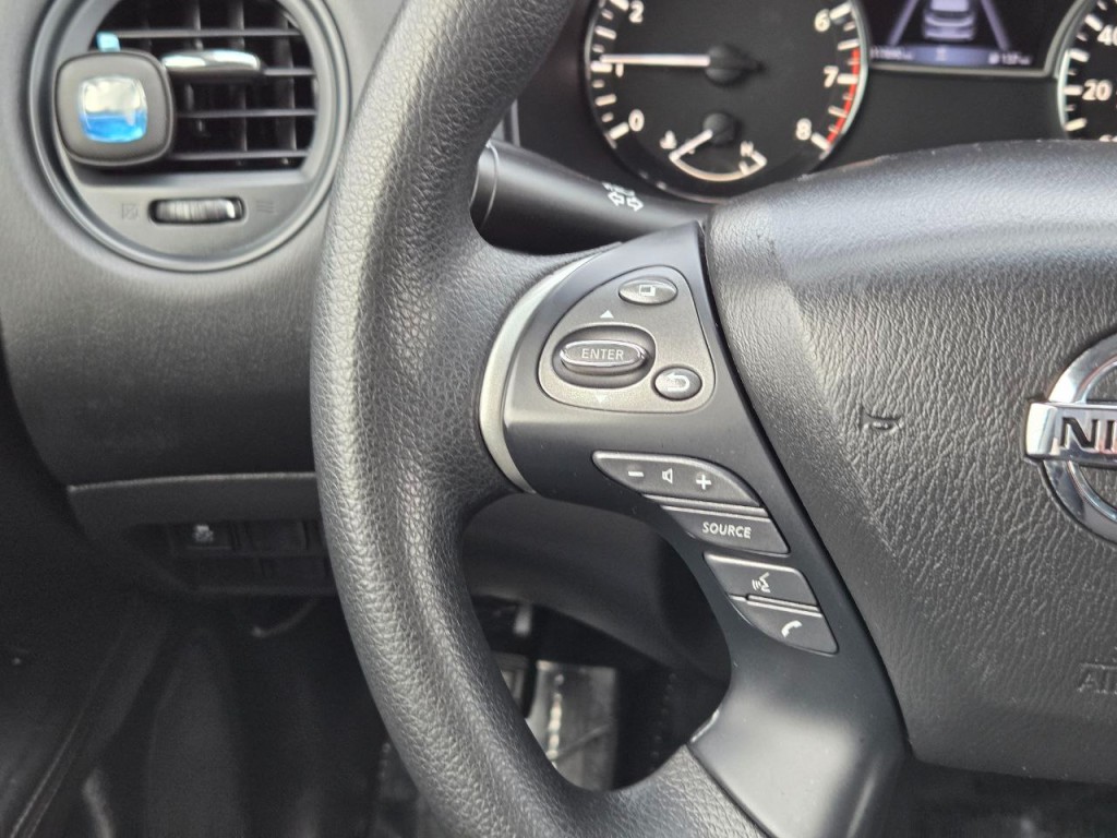 2019 Nissan Pathfinder Image 25