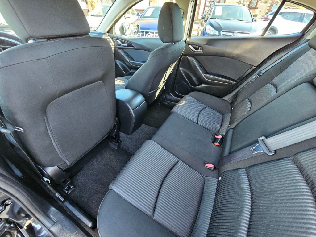 2014 Mazda Mazda3 Image 14