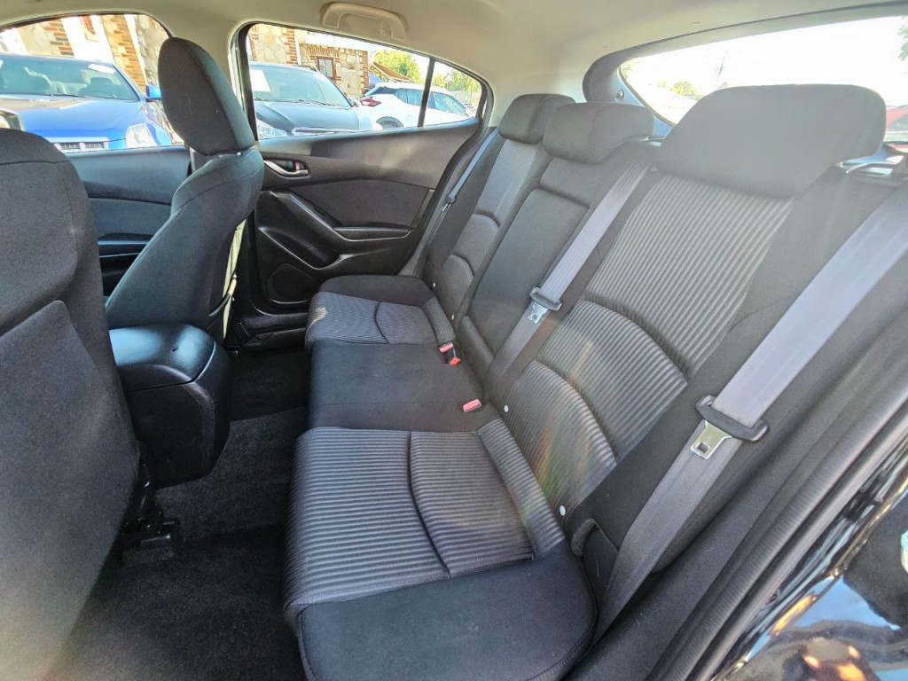 2014 Mazda Mazda3 Image 15