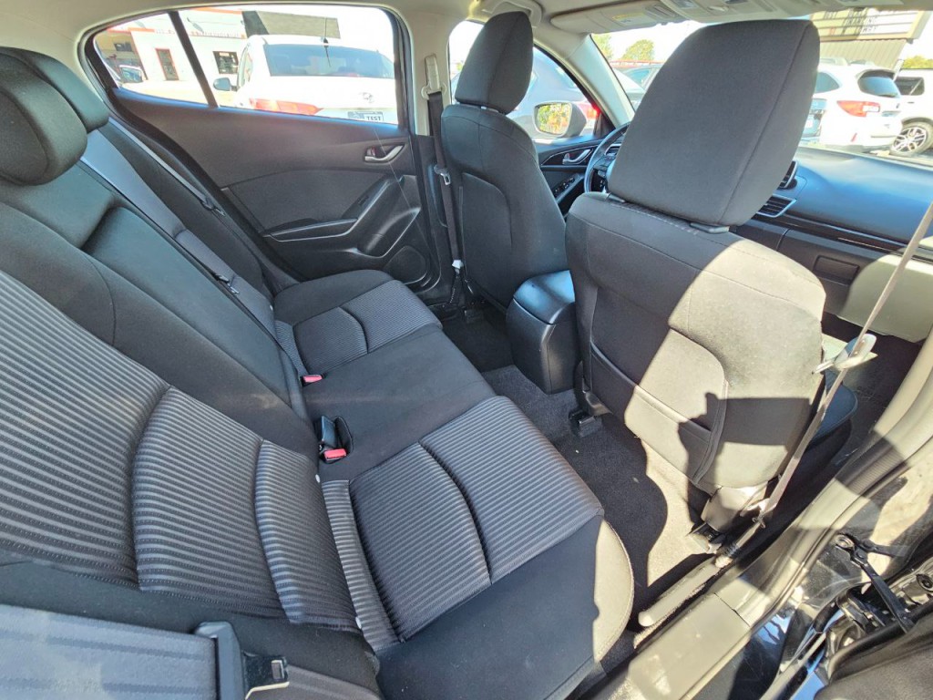 2014 Mazda Mazda3 Image 17