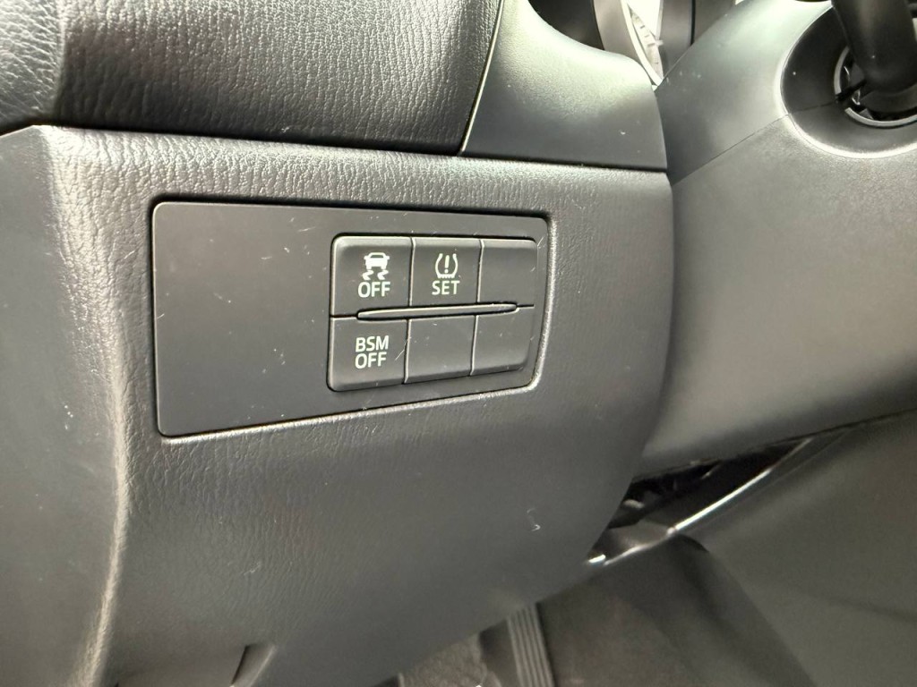 2014 Mazda Mazda3 Image 28