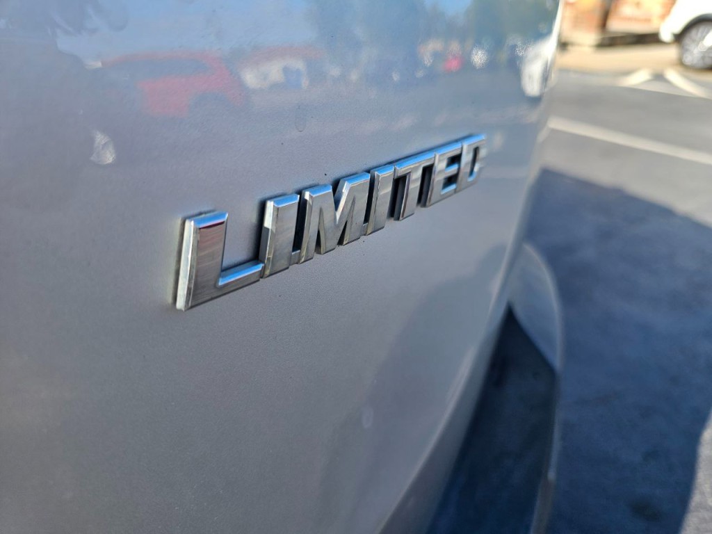 2015 Toyota Rav4 Image 9