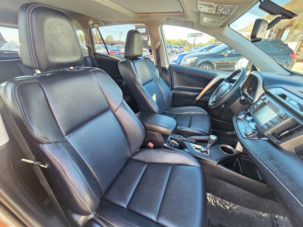 2015 Toyota Rav4 Image 19