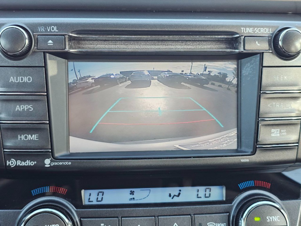 2015 Toyota Rav4 Image 21