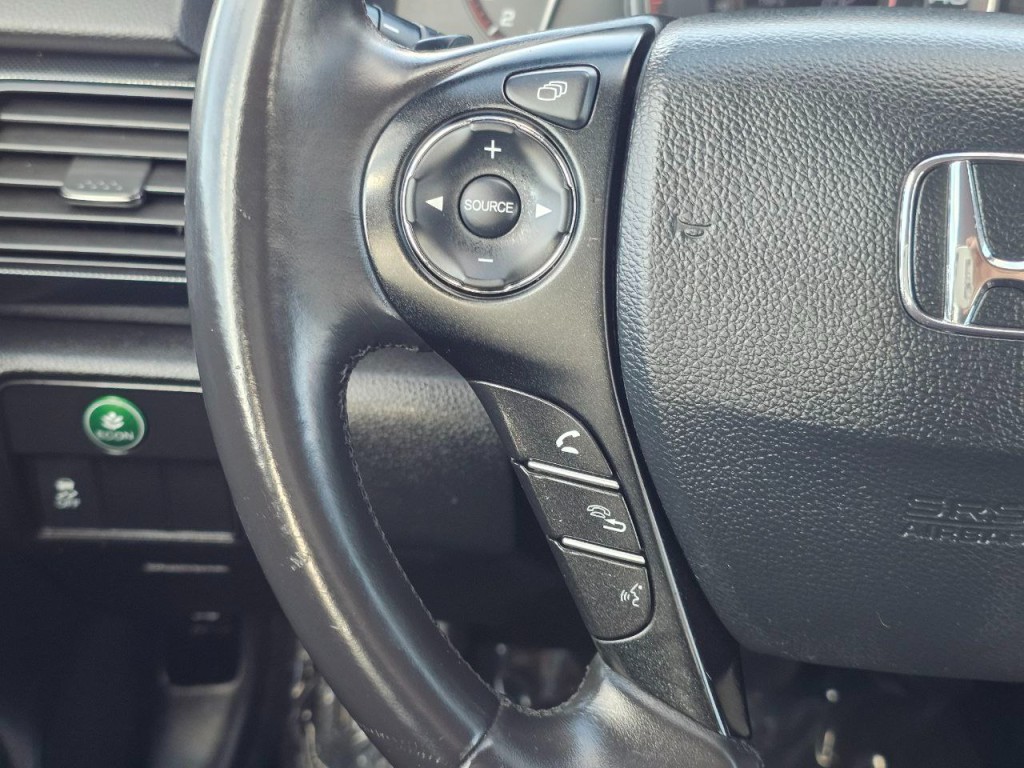 2015 Honda Accord Image 24