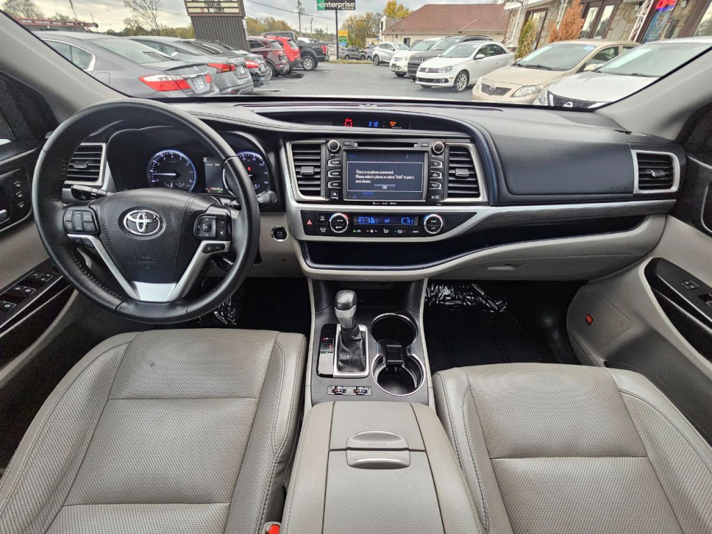 2018 Toyota Highlander Image 20
