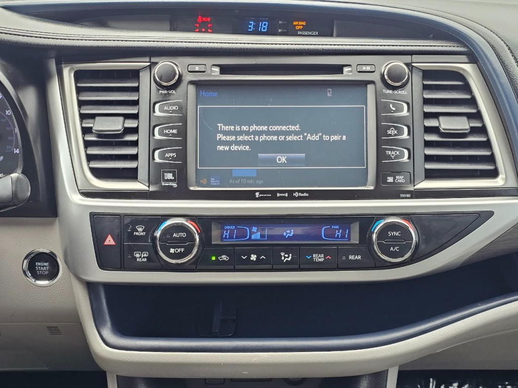 2018 Toyota Highlander Image 21