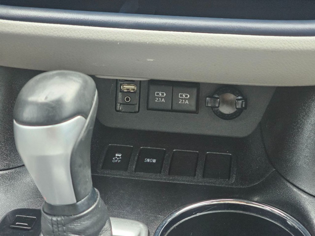 2018 Toyota Highlander Image 22