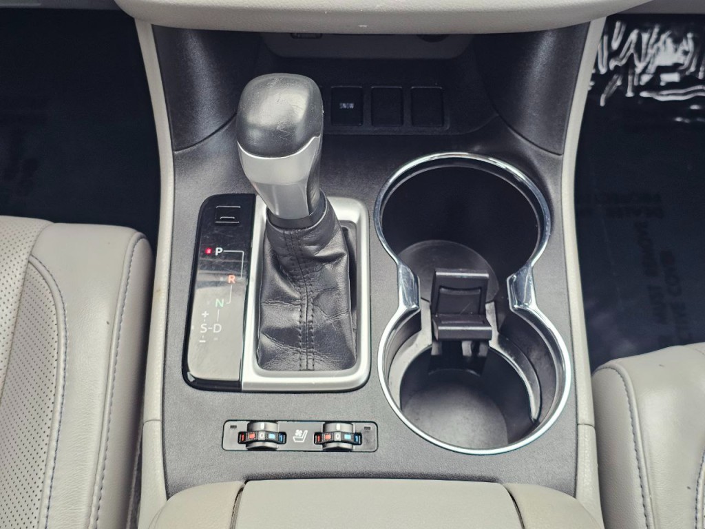 2018 Toyota Highlander Image 23