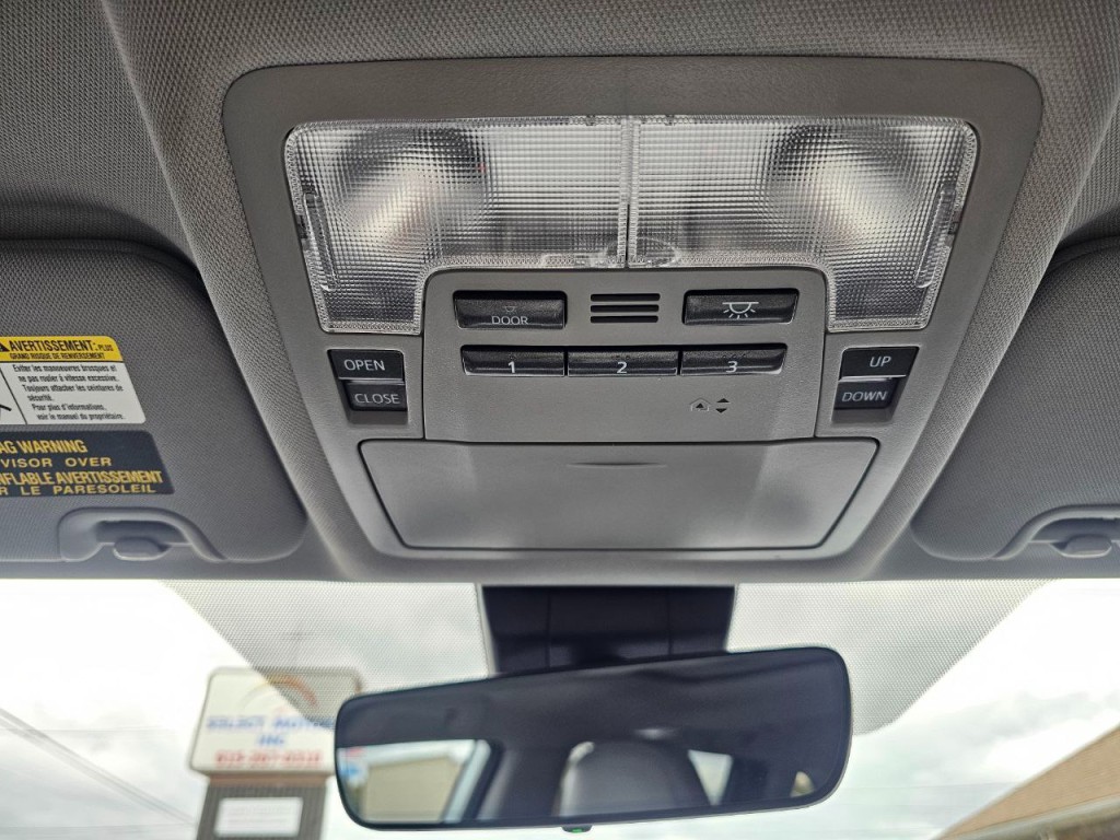 2018 Toyota Highlander Image 24