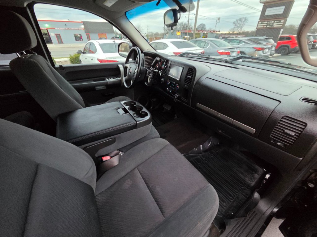 2009 GMC Sierra 1500 Image 17