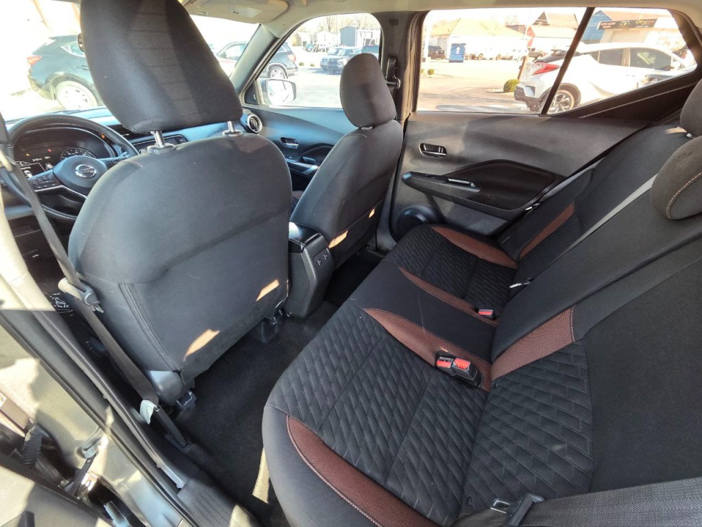 2021 Nissan Kicks Image 14