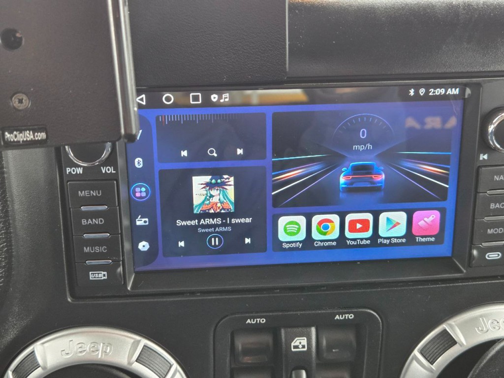 2013 Jeep Wrangler Image 26