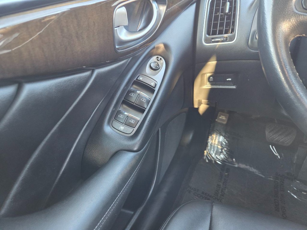 2019 INFINITI Q50 Image 29