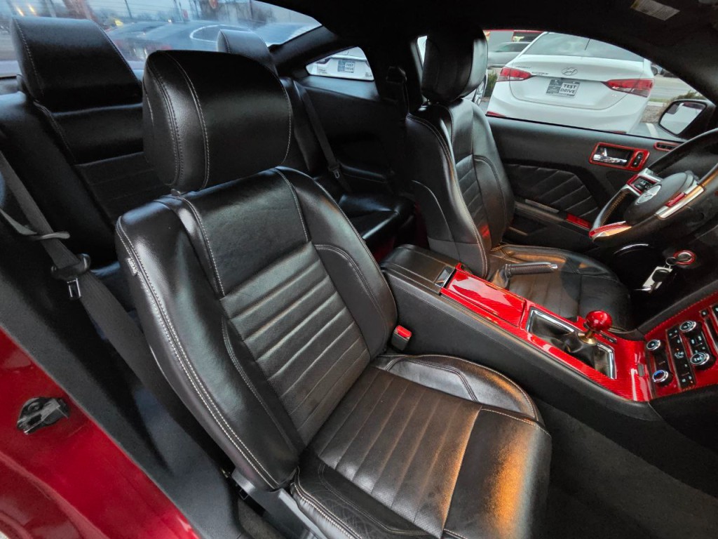 2014 Ford Mustang Image 13