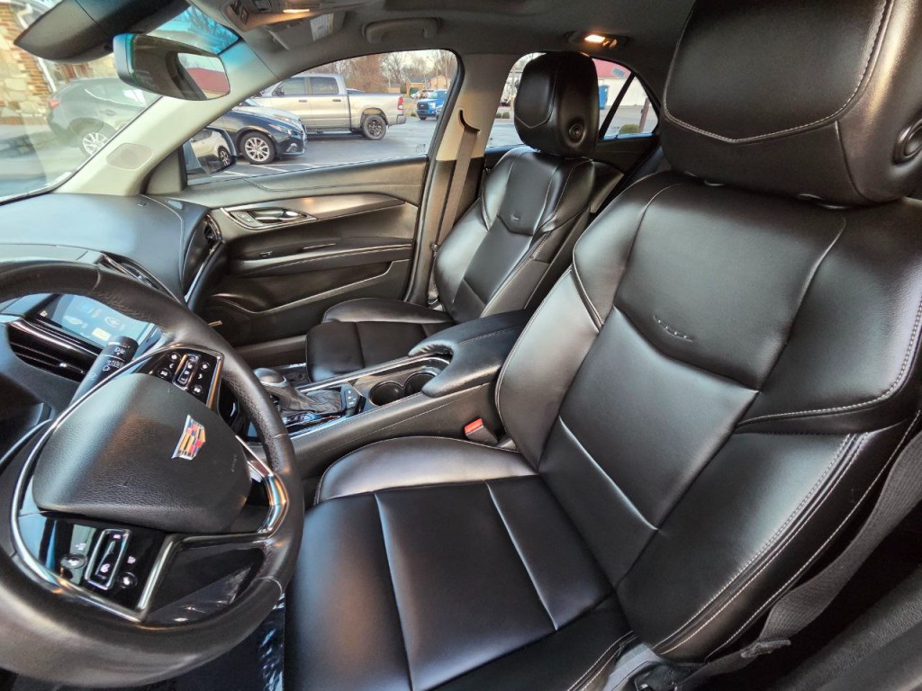 2016 Cadillac ATS Image 12