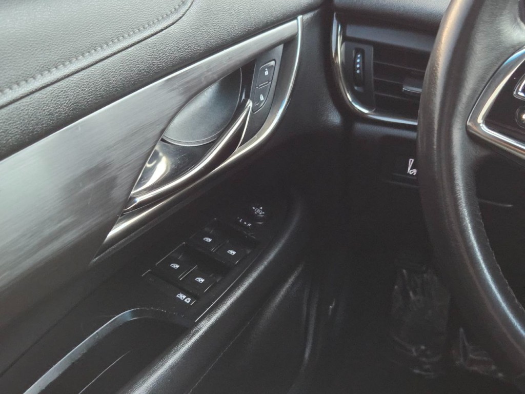 2016 Cadillac ATS Image 28