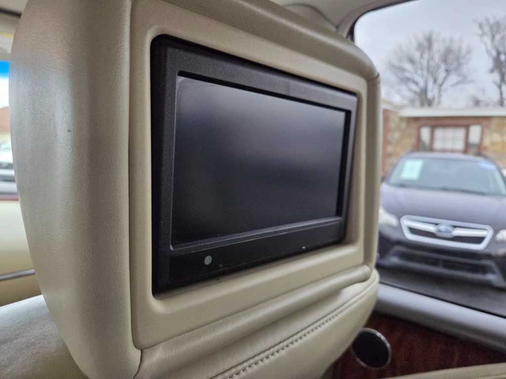 2015 INFINITI QX80 Image 27