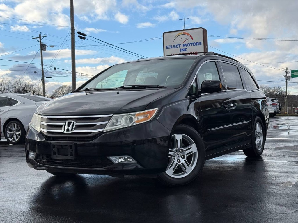 2012 Honda Odyssey Image 2