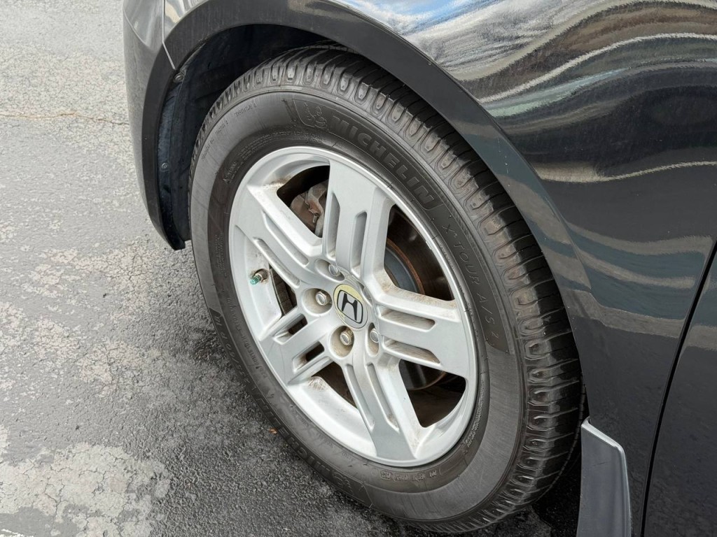 2012 Honda Odyssey Image 8