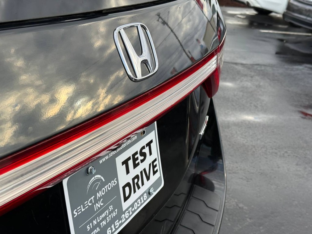 2012 Honda Odyssey Image 10