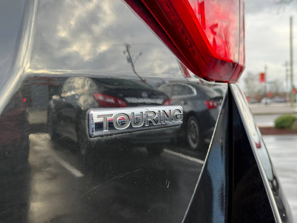 2012 Honda Odyssey Image 11