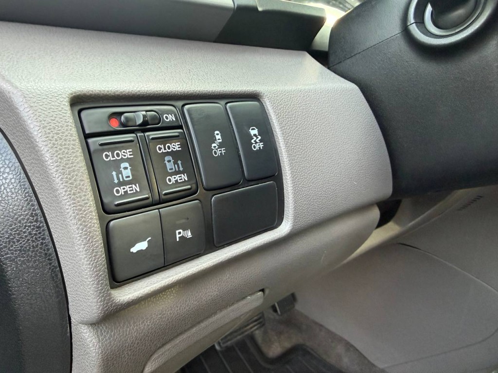 2012 Honda Odyssey Image 14