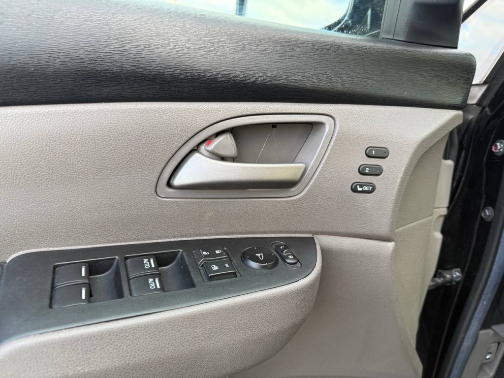2012 Honda Odyssey Image 15