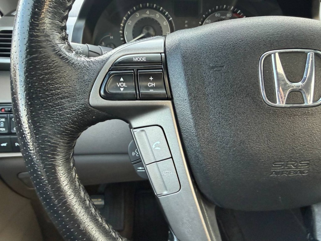 2012 Honda Odyssey Image 24