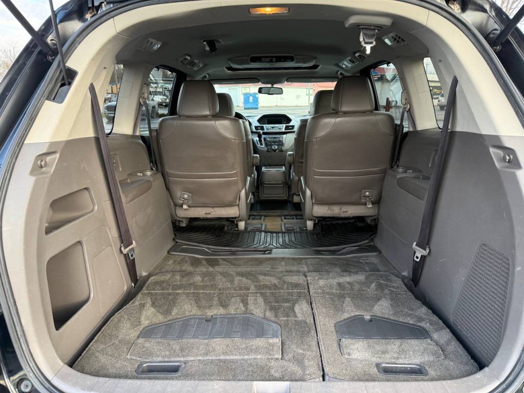 2012 Honda Odyssey Image 27