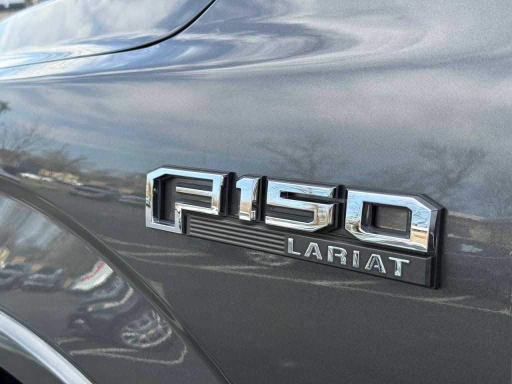 2015 Ford F-150 Image 9