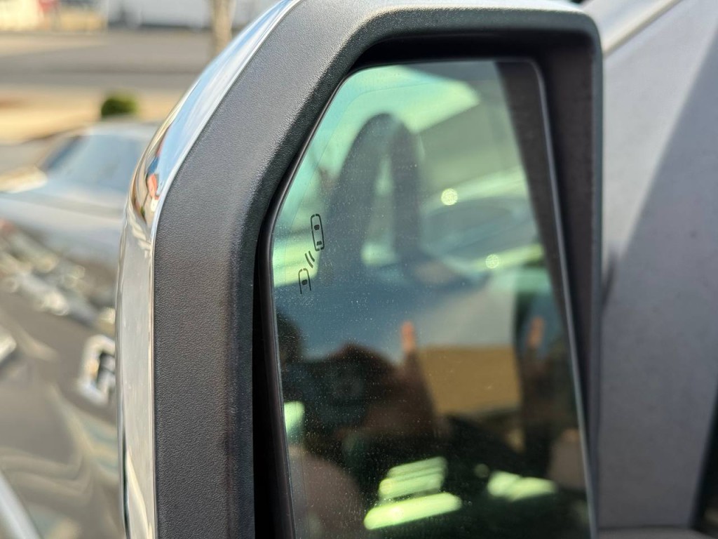 2015 Ford F-150 Image 12