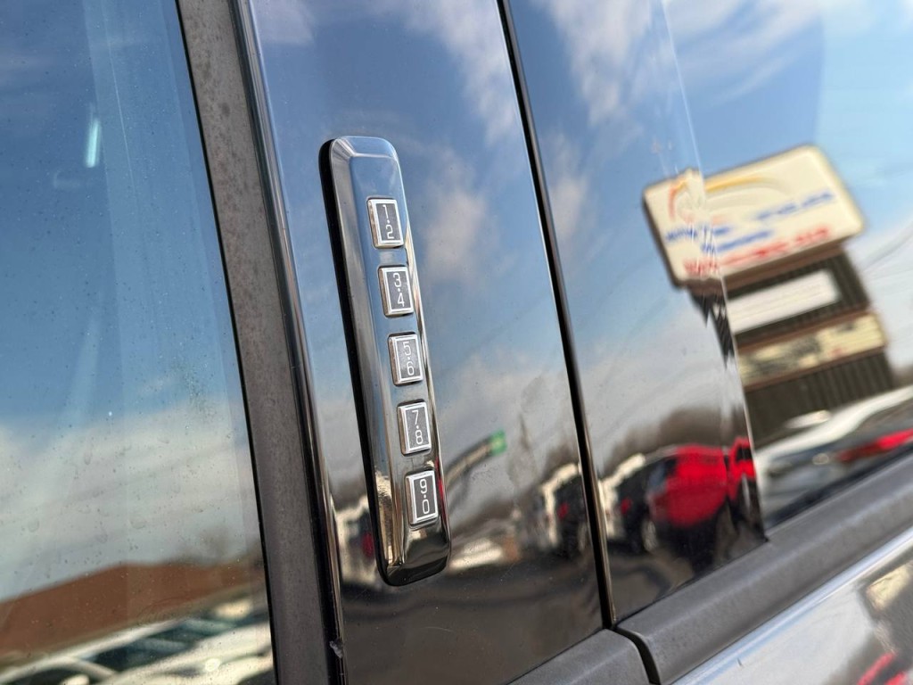 2015 Ford F-150 Image 13