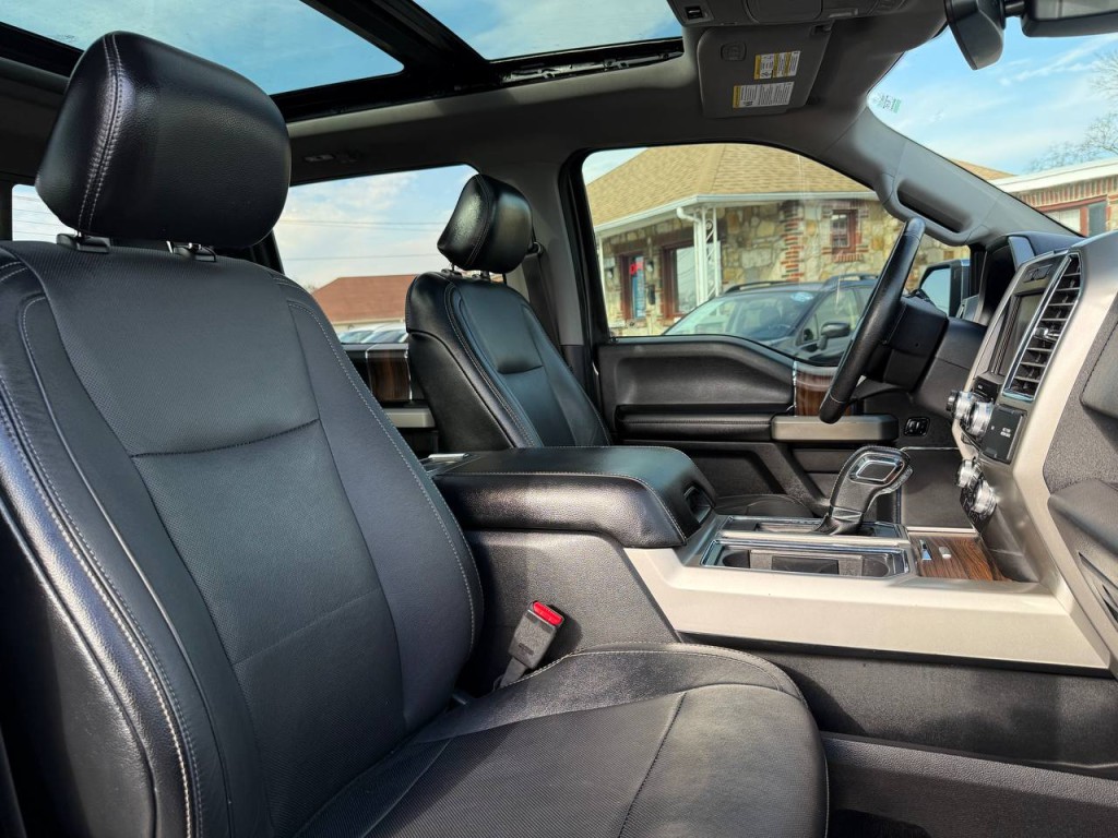 2015 Ford F-150 Image 30