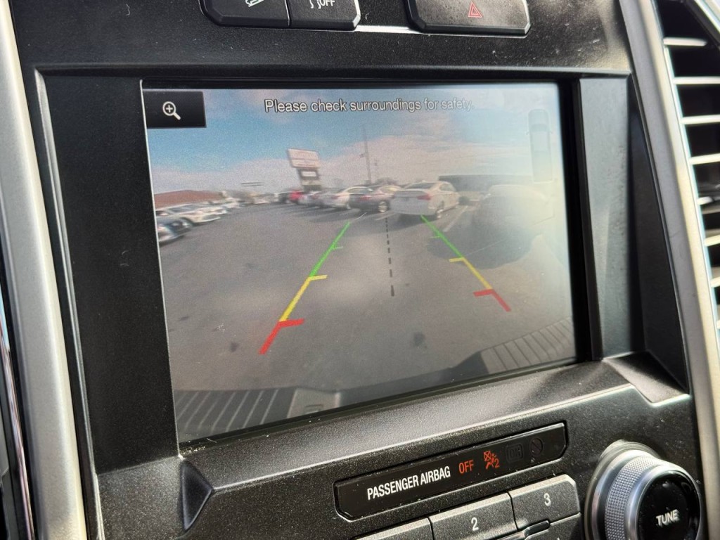 2015 Ford F-150 Image 37