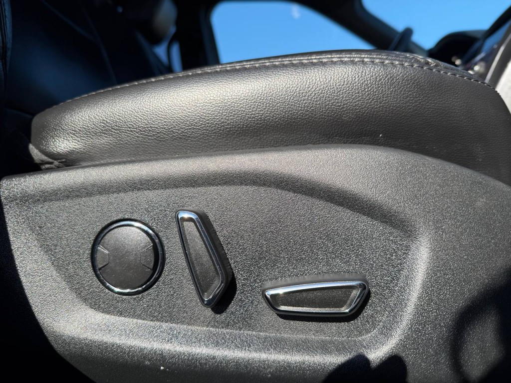 2018 Ford Explorer Image 34