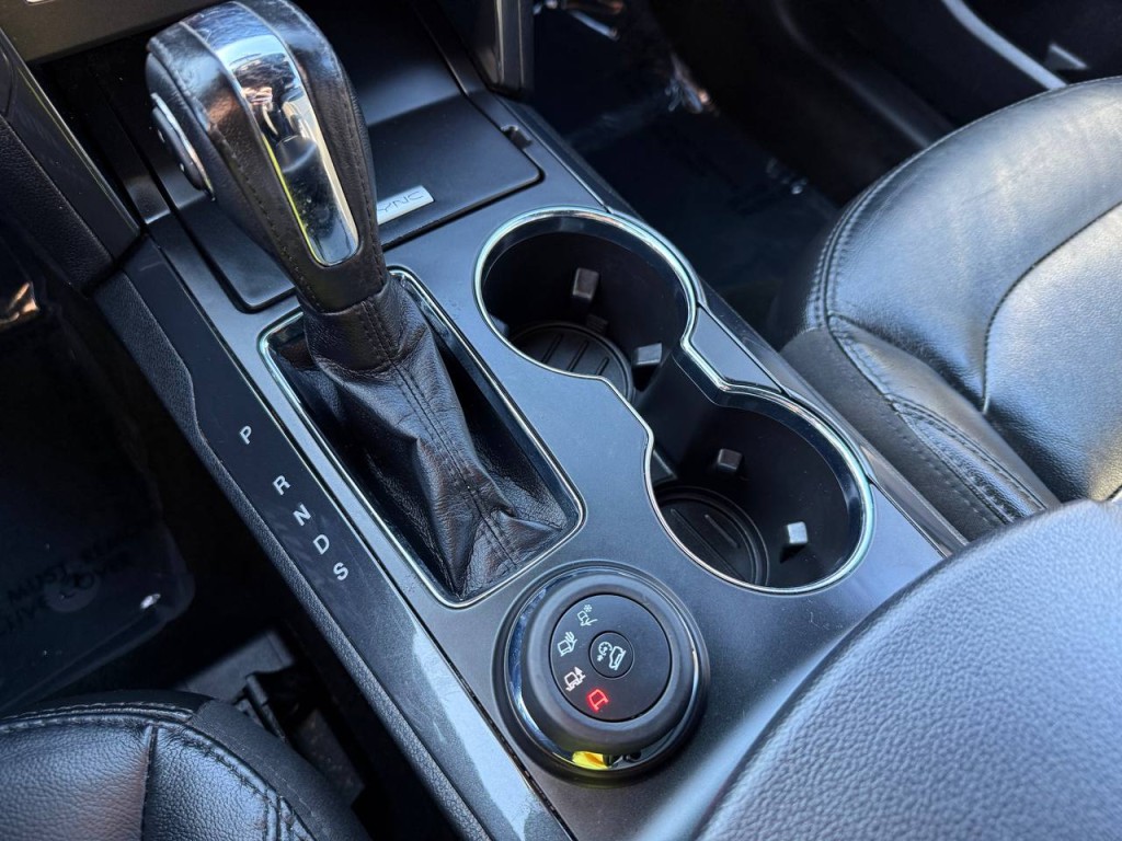 2018 Ford Explorer Image 39