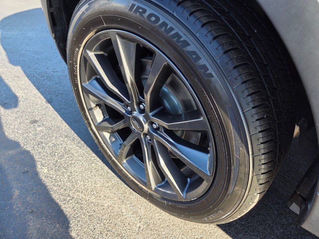 2018 Ford Explorer Image 11