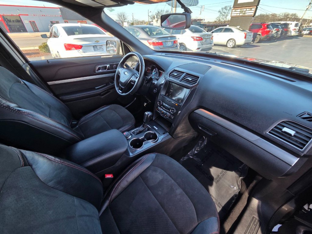 2018 Ford Explorer Image 21