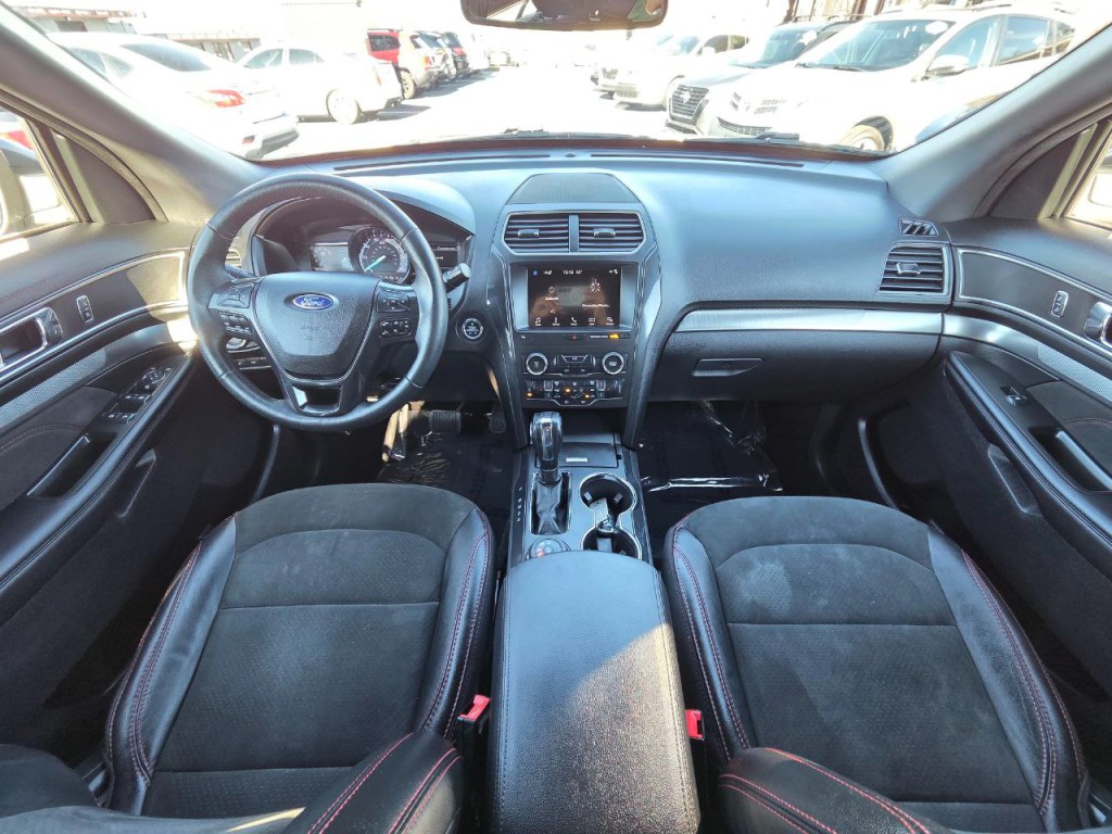 2018 Ford Explorer Image 23