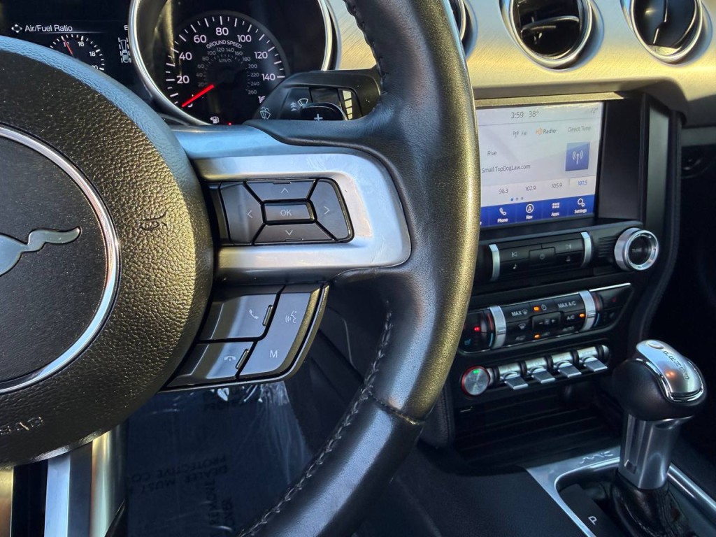 2019 Ford Mustang Image 21