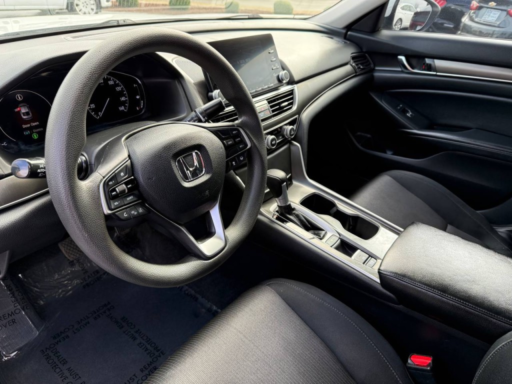 2018 Honda Accord Image 12
