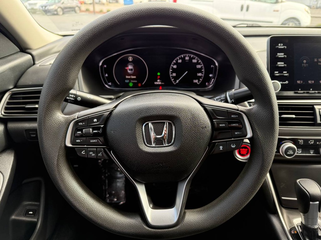 2018 Honda Accord Image 19